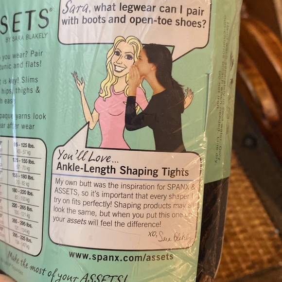 Black Ankle-Length Shaping tights, Love your Assets by Sara Blakely - Picture 4 of 4